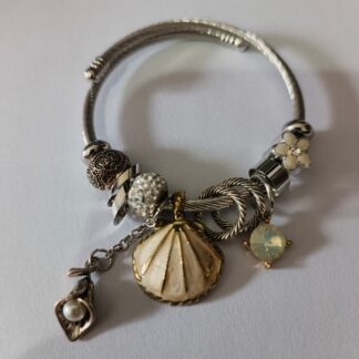 Pulsera Con Charms Concha | Flor | Aros